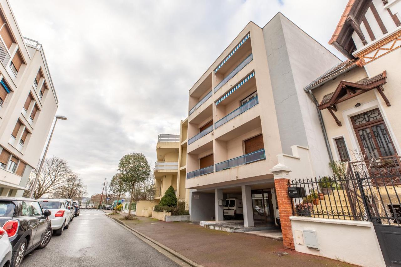 Standing Thermes - Confort - Proche Thermes & Bords D'Allier Vichy Exterior photo